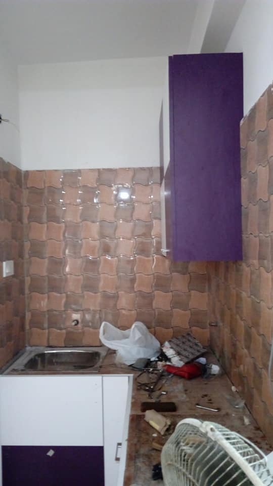 Image gallery image
